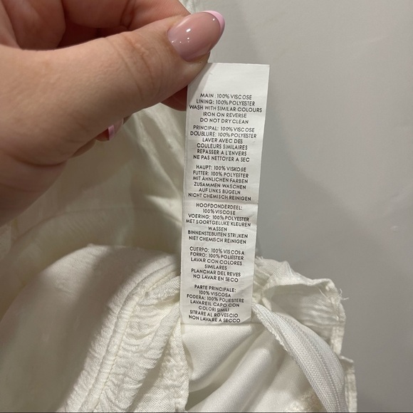 Nasty Gal Cupped Square Neck Ruffle Hem Blouse in White Size 6 New - Picture 9 of 12